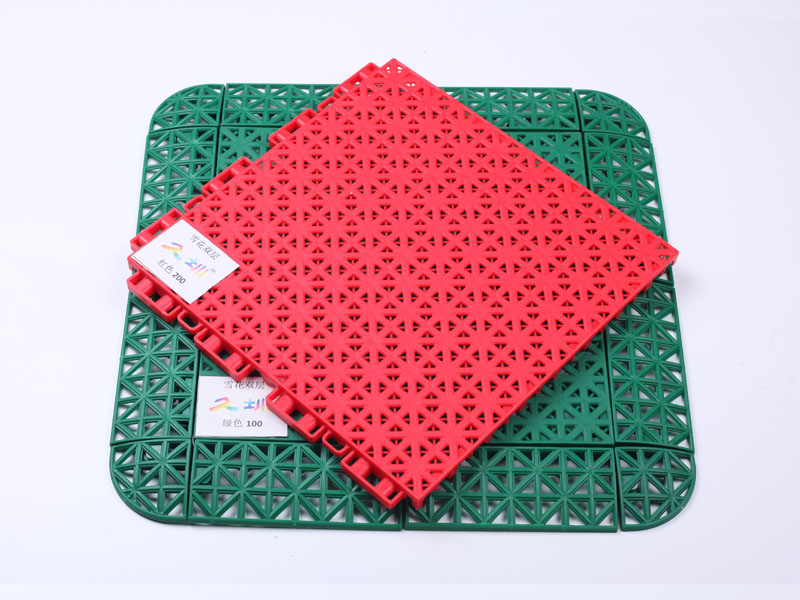 河北辛集晉州藁城欒城注塑機生產(chǎn)加工懸浮式拼接地板 米字格籃球場懸浮地板 幼兒園室外拼裝運動地板